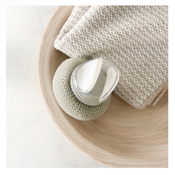 Norwex Reusable Handle with Mesh Dish Scrubber - Picture 2 of 7